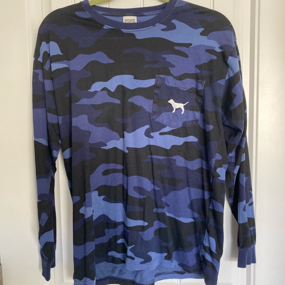 PINK long sleeve campus tee